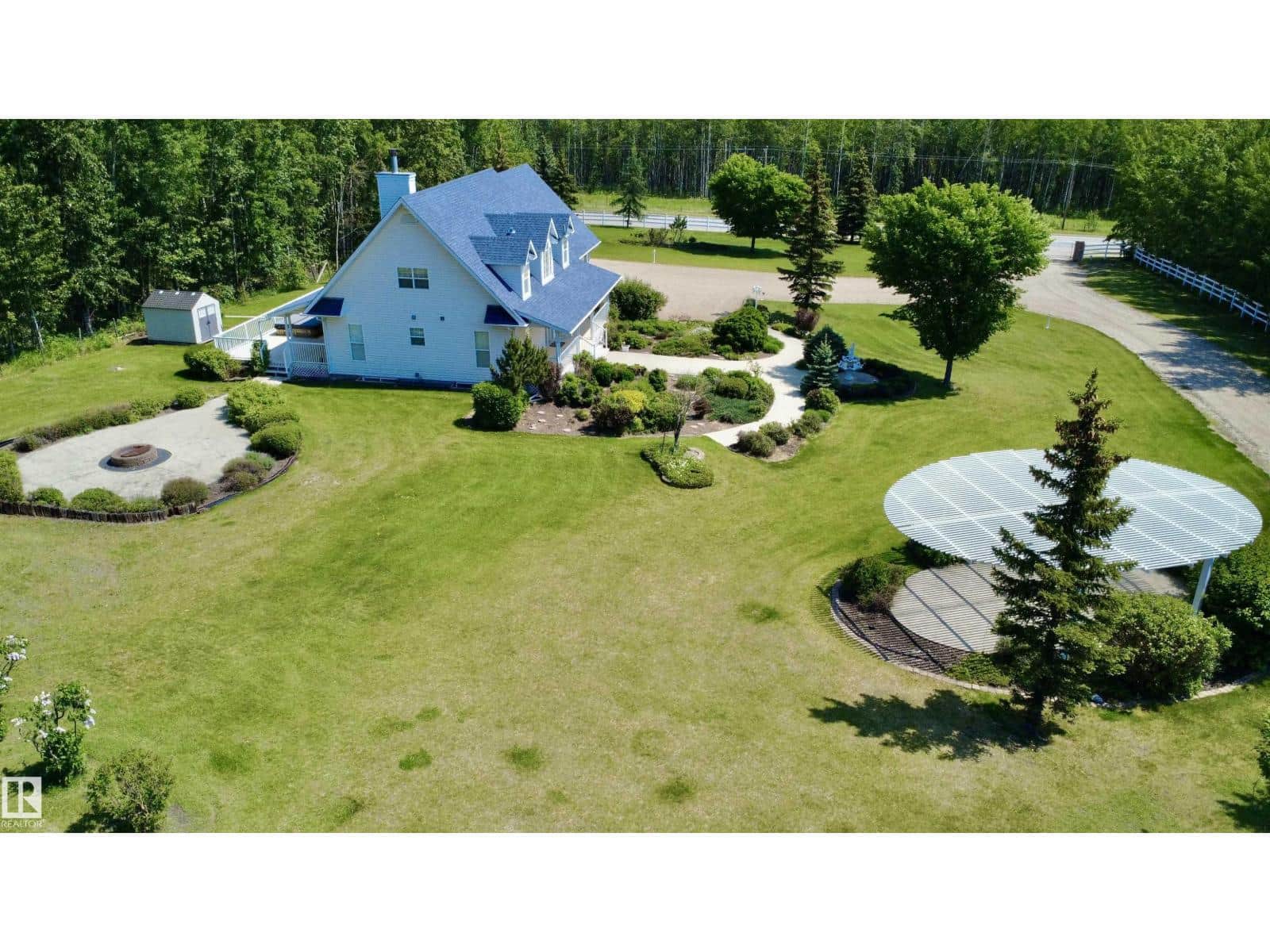 49022B RR 73 - Photo 5 of 71, Rural Brazeau County, Alberta