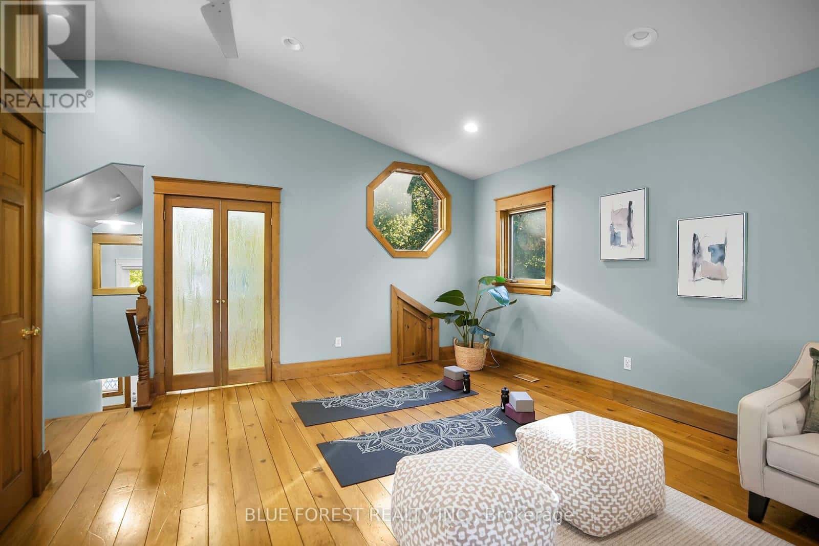 281 CATHCART STREET — London South (South G), Ontario - Photo 5 of 50