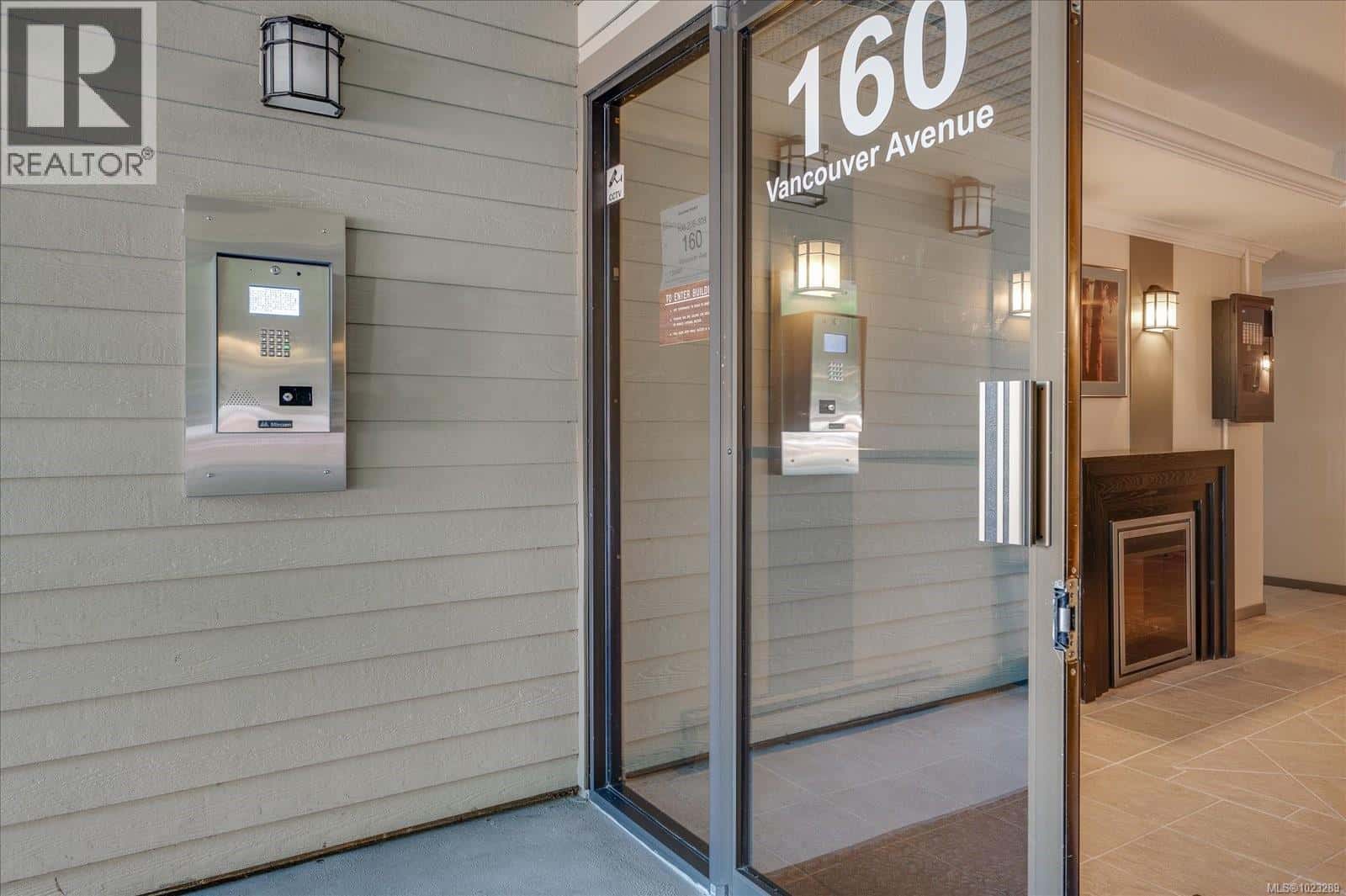 308 160 Vancouver Ave — Nanaimo, British Columbia - Photo 4 of 47