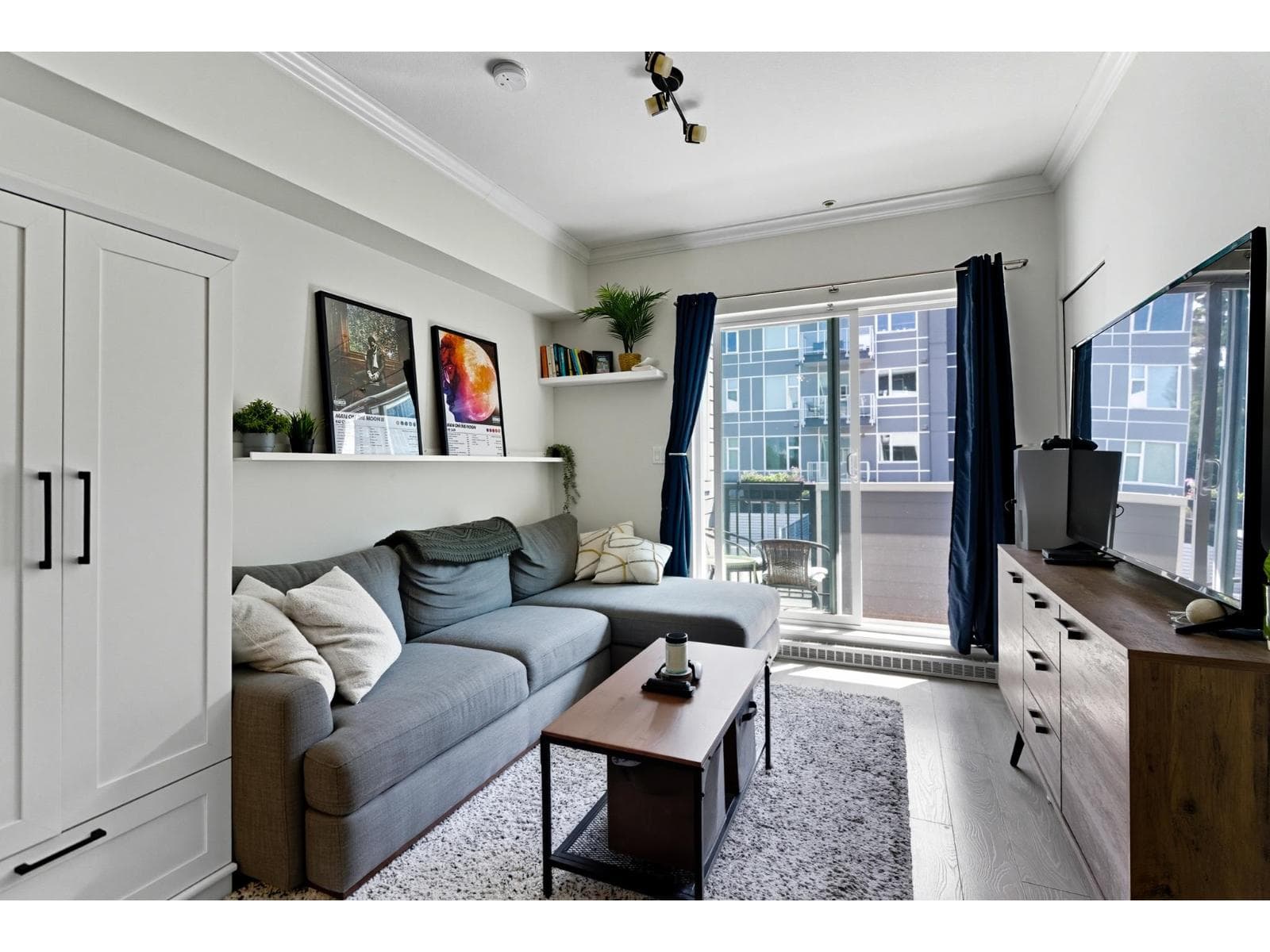 209 13678 GROSVENOR ROAD — Surrey, British Columbia - Main photo