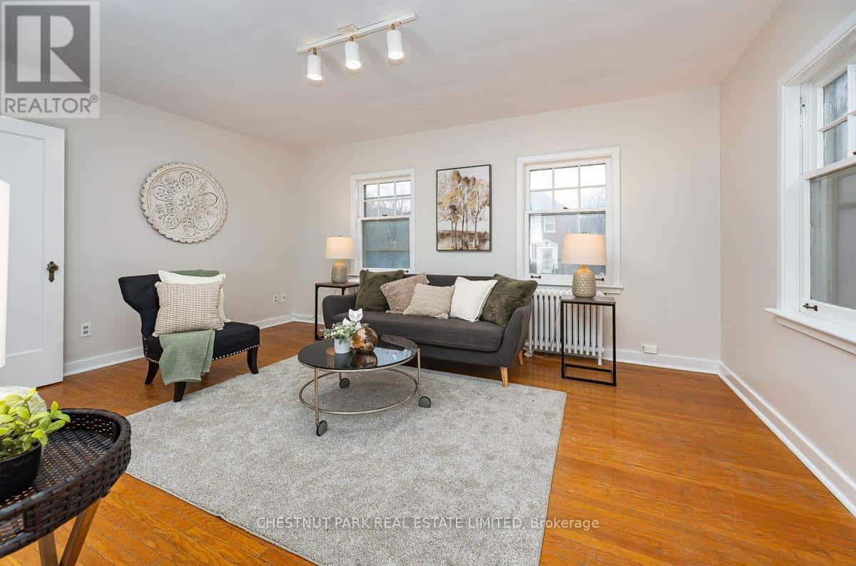 808 MILLWOOD ROAD — Toronto (Leaside), Ontario - Photo 4 of 25