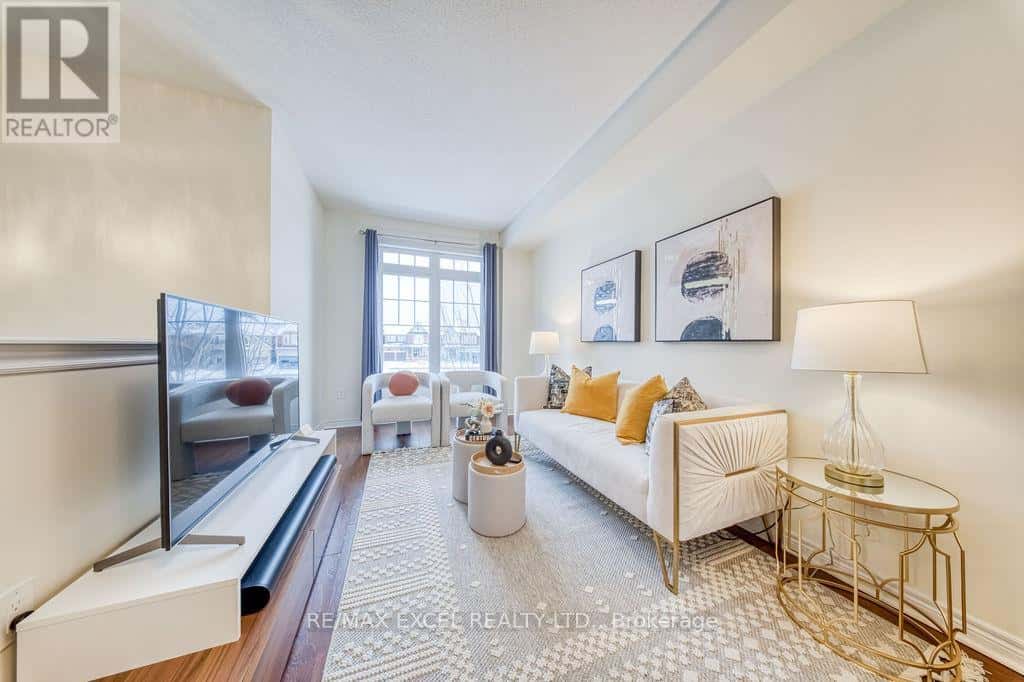 187 DUNDAS WAY — Markham (Greensborough), Ontario - Photo 5 of 45