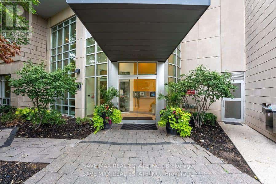 1907 - 90 ABSOLUTE AVENUE — Mississauga (City Centre), Ontario - Photo 4 of 36