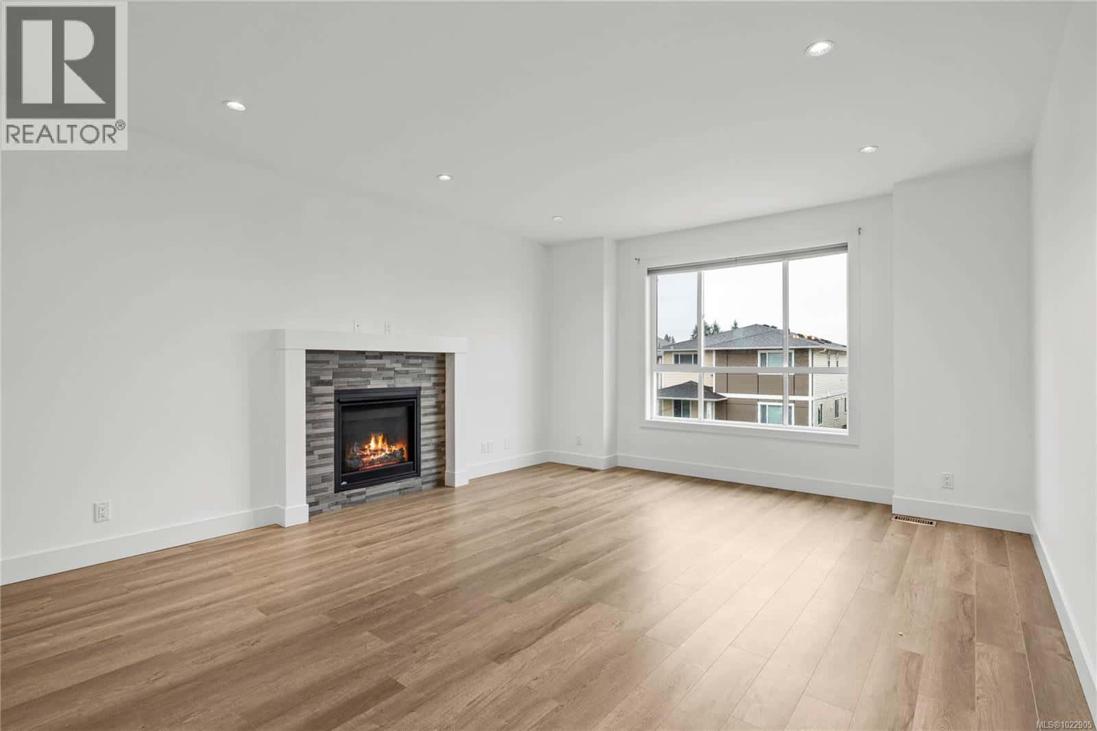 587 Lance Pl — Nanaimo, British Columbia - Photo 5 of 38