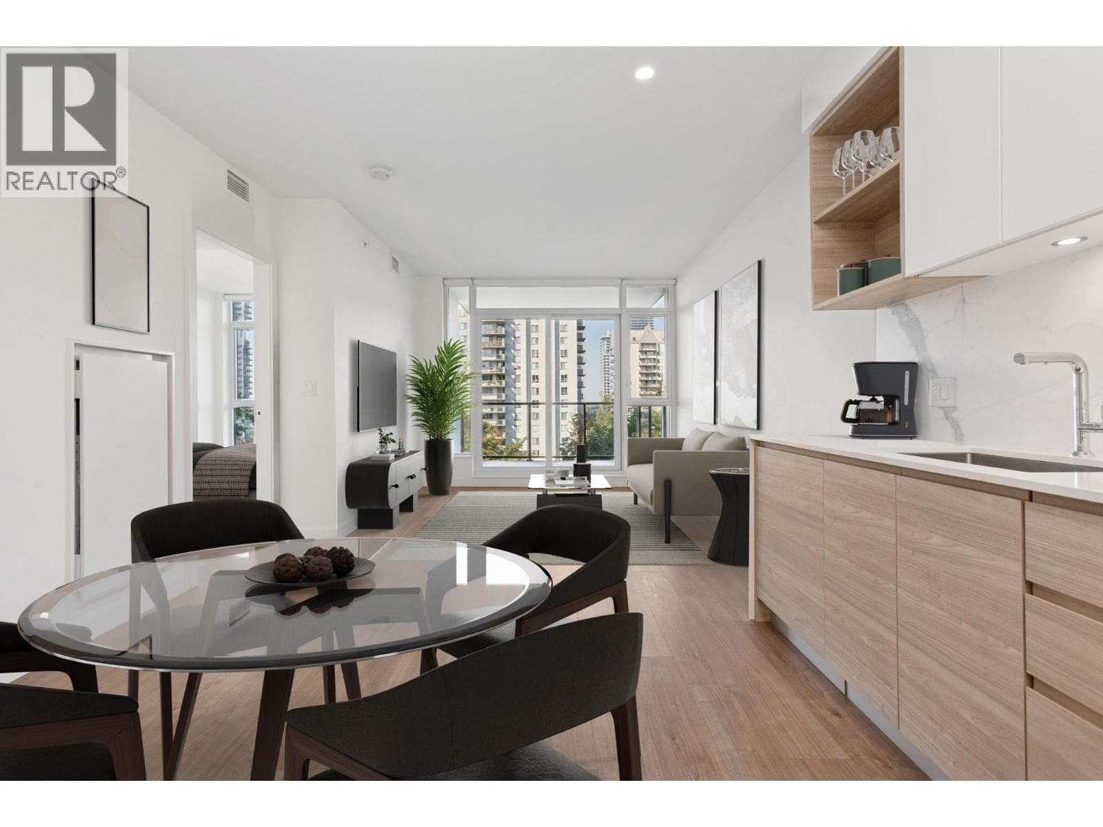 708 585 AUSTIN AVENUE — Coquitlam, British Columbia - Main photo