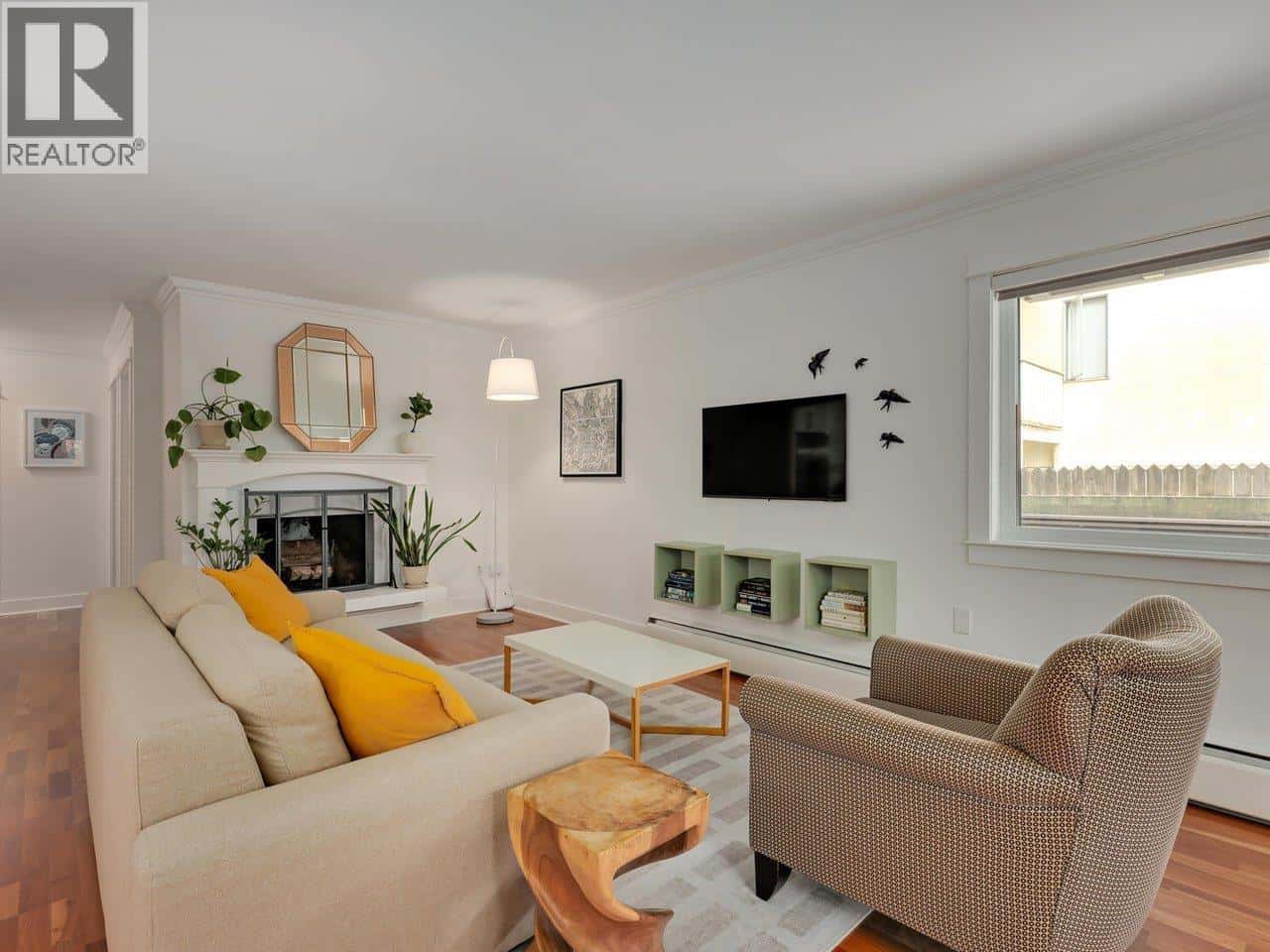 102 1266 W 13TH AVENUE — Vancouver, British Columbia - Photo 3 of 21