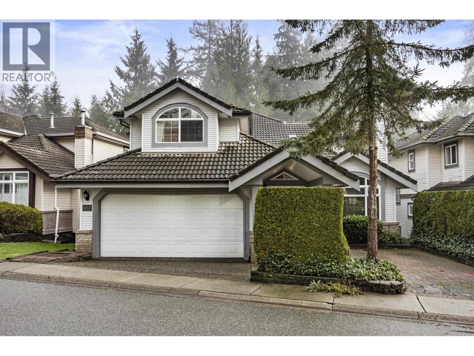 1612 PLATEAU CRESCENT — Coquitlam, British Columbia - Main photo