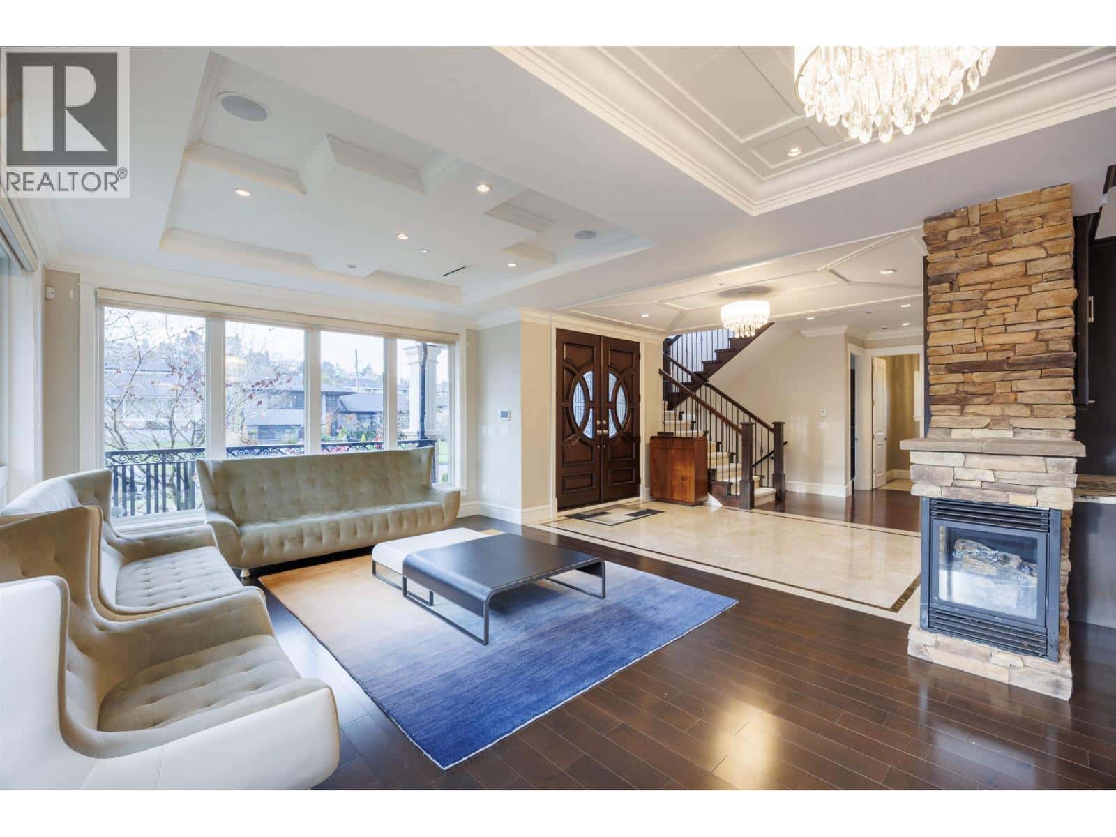 4482 BRAKENRIDGE STREET — Vancouver, British Columbia - Photo 5 of 36