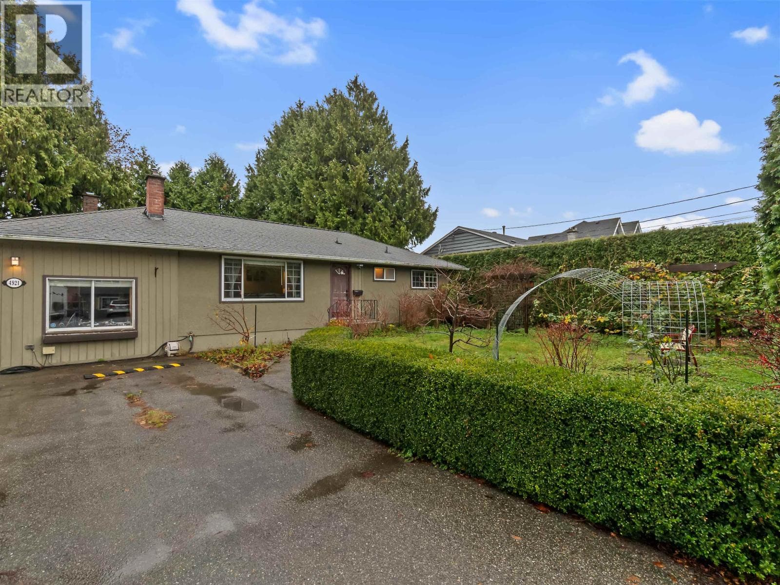 4921 44A AVENUE — Delta, British Columbia - Main photo
