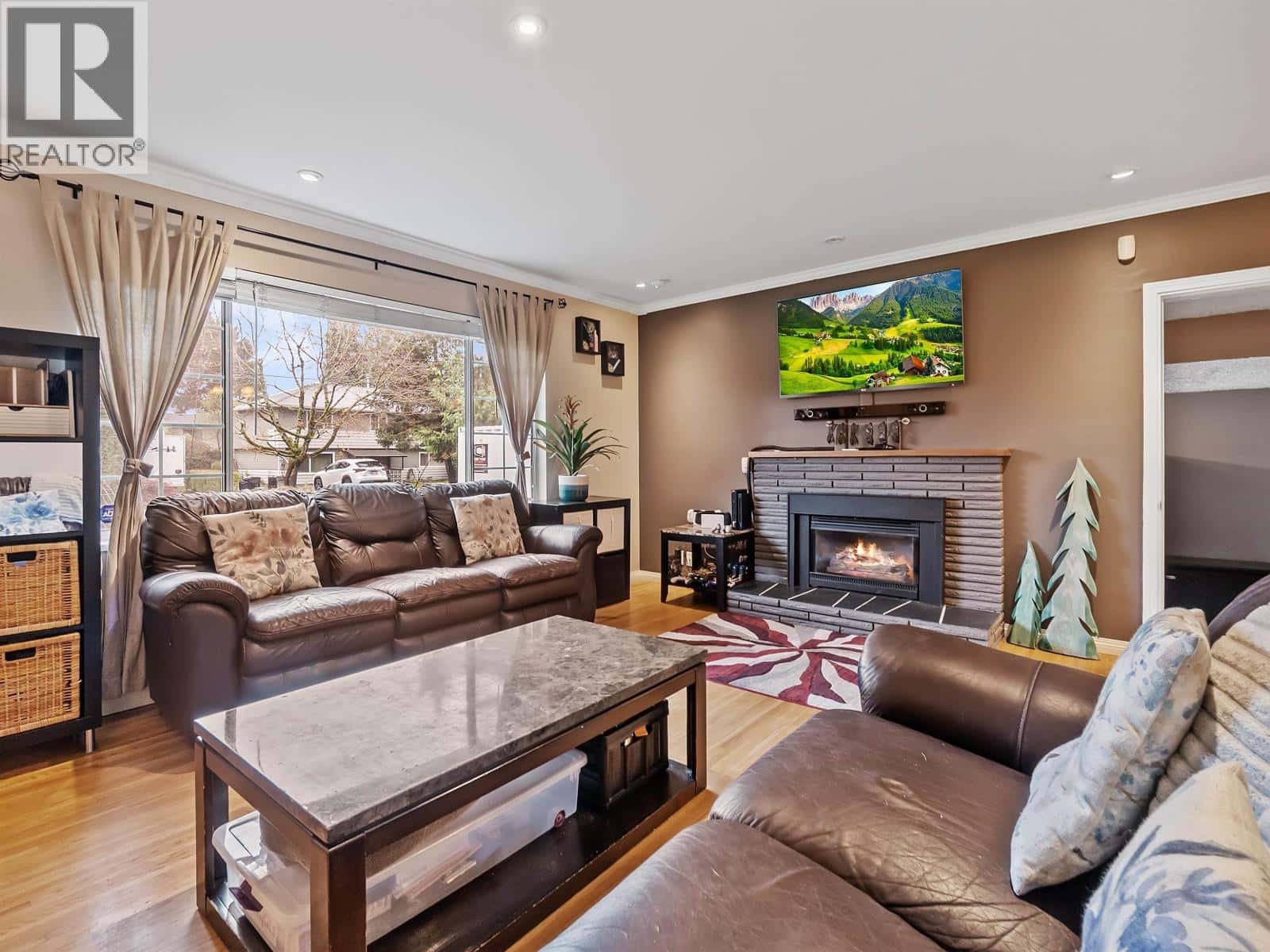 4921 44A AVENUE — Delta, British Columbia - Photo 5 of 37