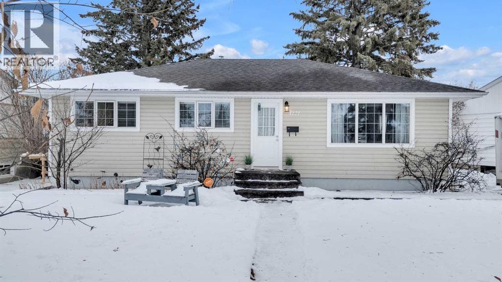 4121 38 Avenue — Red Deer, Alberta - Main photo