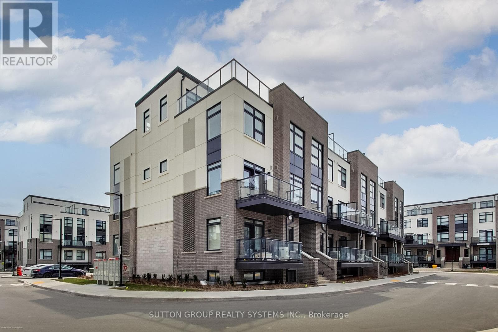 102 - 1593 ROSE WAY — Milton (CB Cobban), Ontario - Main photo