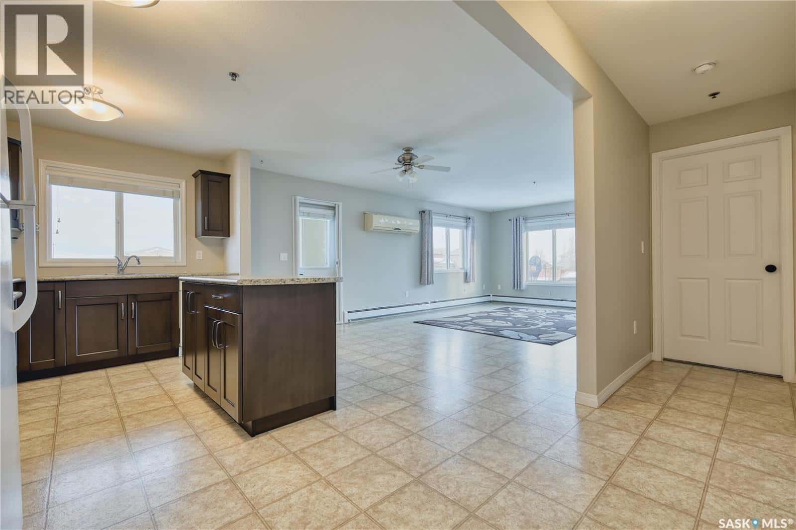 112 610 Centennial BOULEVARD — Warman, Saskatchewan - Photo 3 of 29