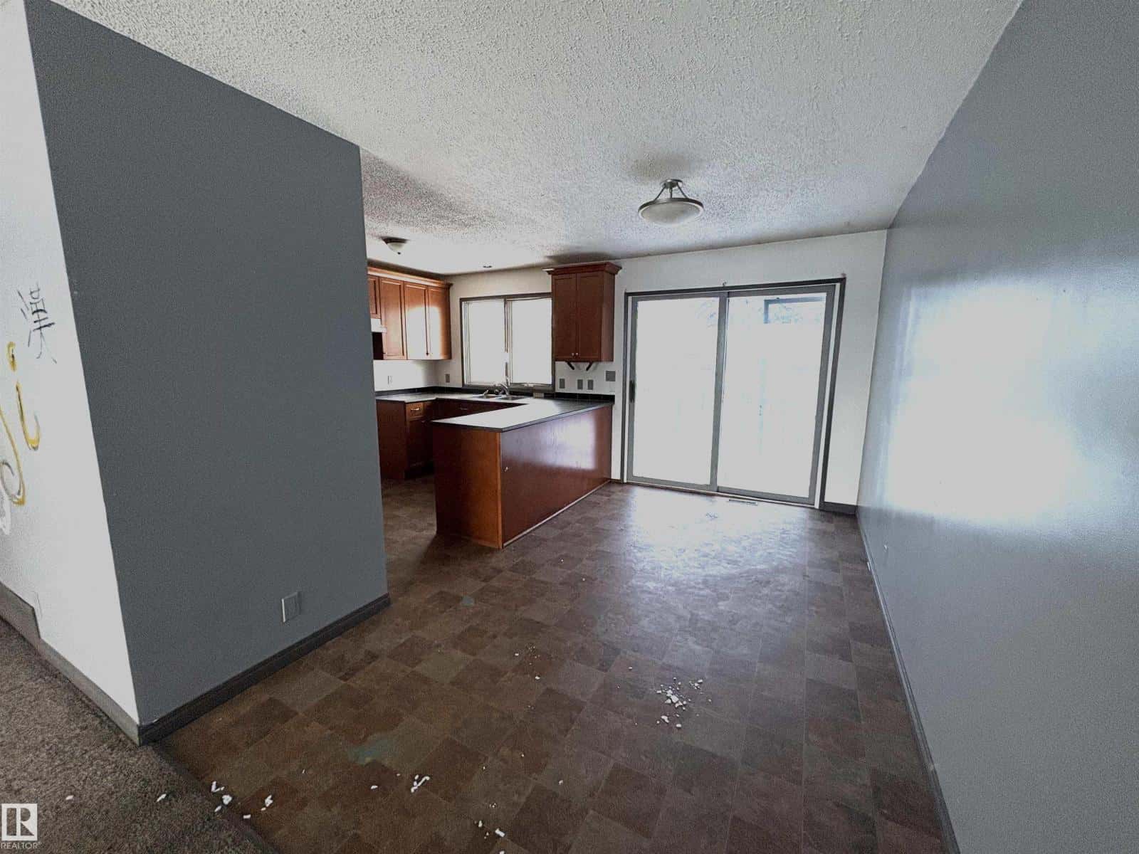 4418 45 AV — Bonnyville Town, Alberta - Photo 4 of 27