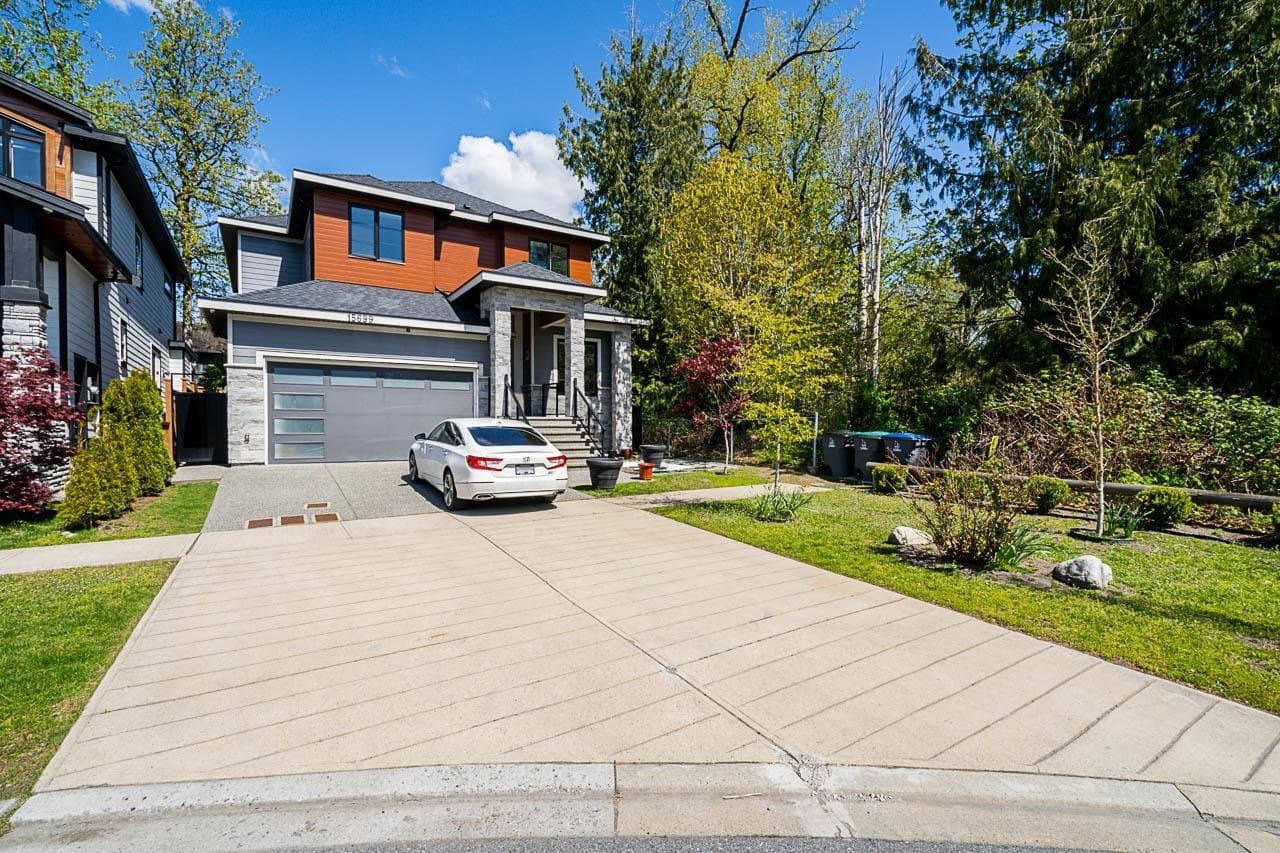 15699 77B AVENUE — Surrey, British Columbia - Main photo