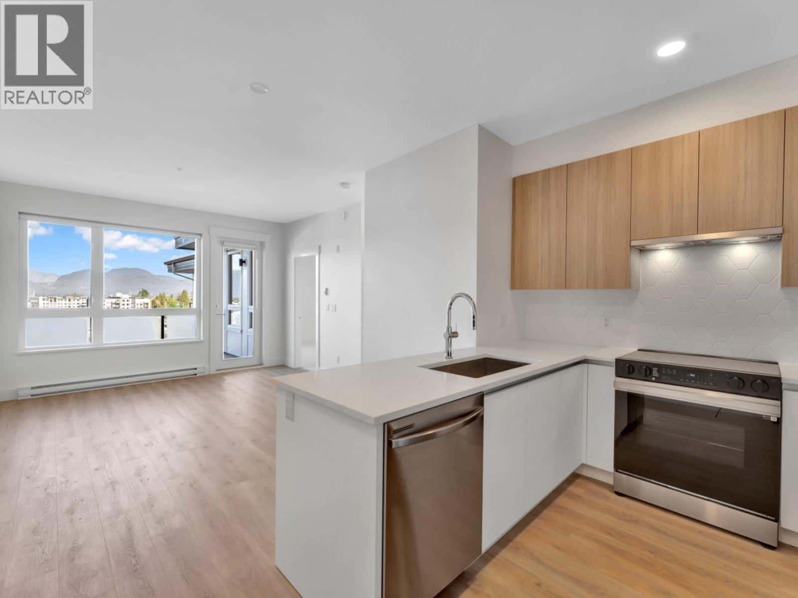 610 11907 223 STREET — Maple Ridge, British Columbia - Photo 5 of 20