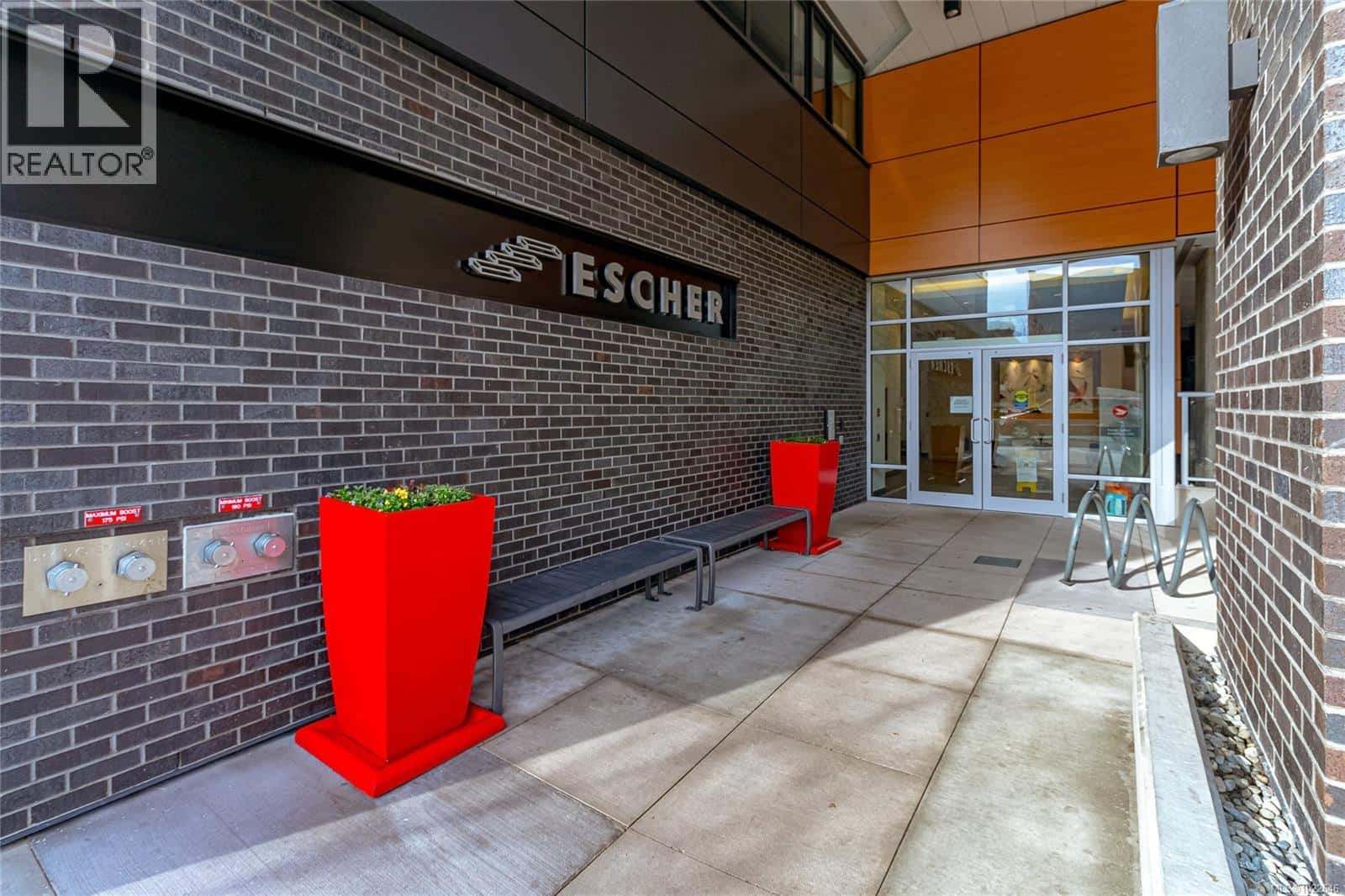 807 838 Broughton St — Victoria, British Columbia - Photo 5 of 29