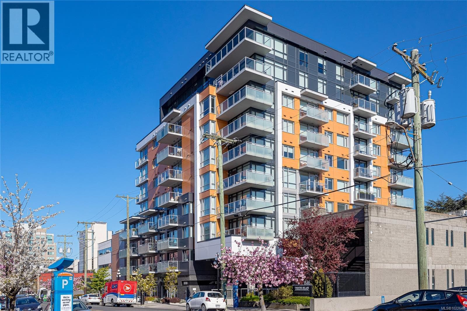 807 838 Broughton St — Victoria, British Columbia - Main photo