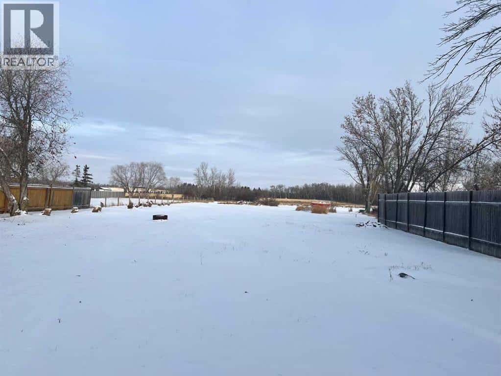 1012 455 Township — Duhamel, Alberta - Photo 4 of 11