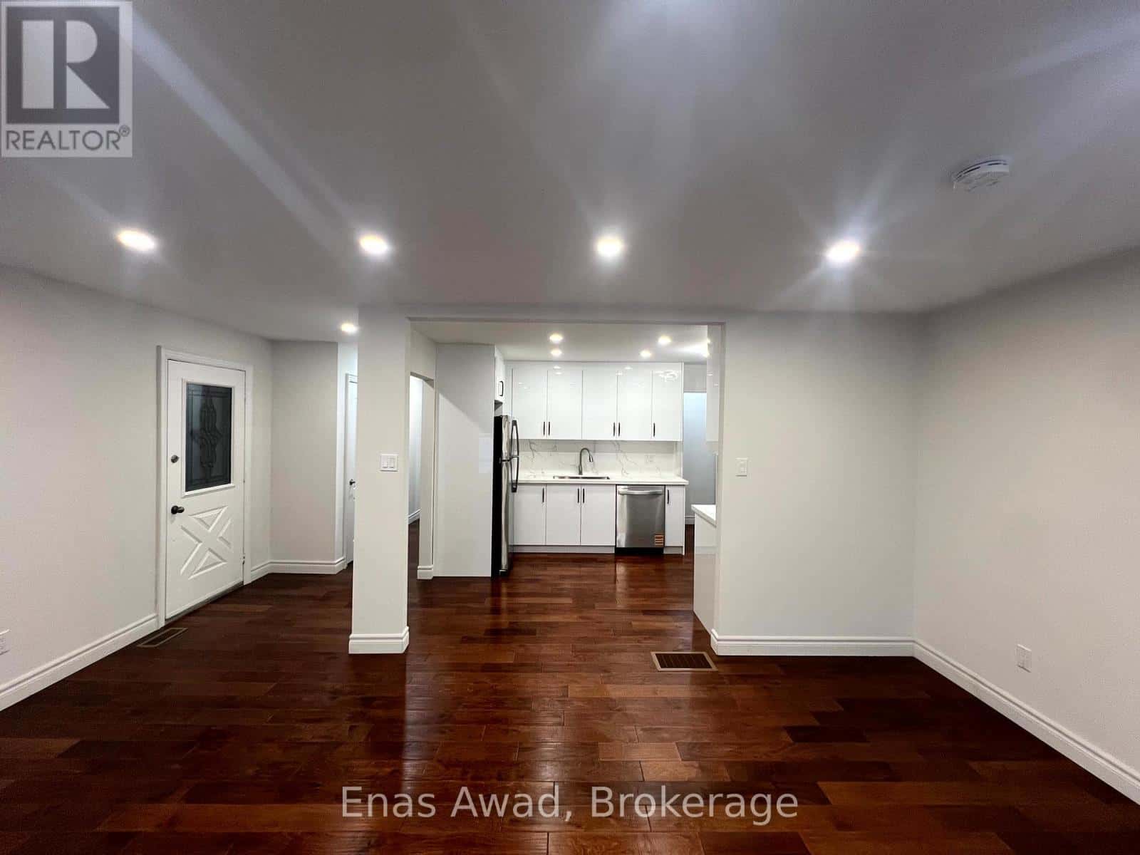 1402 CLEARVIEW DRIVE — Peterborough (Monaghan Ward 2), Ontario - Photo 2 of 20