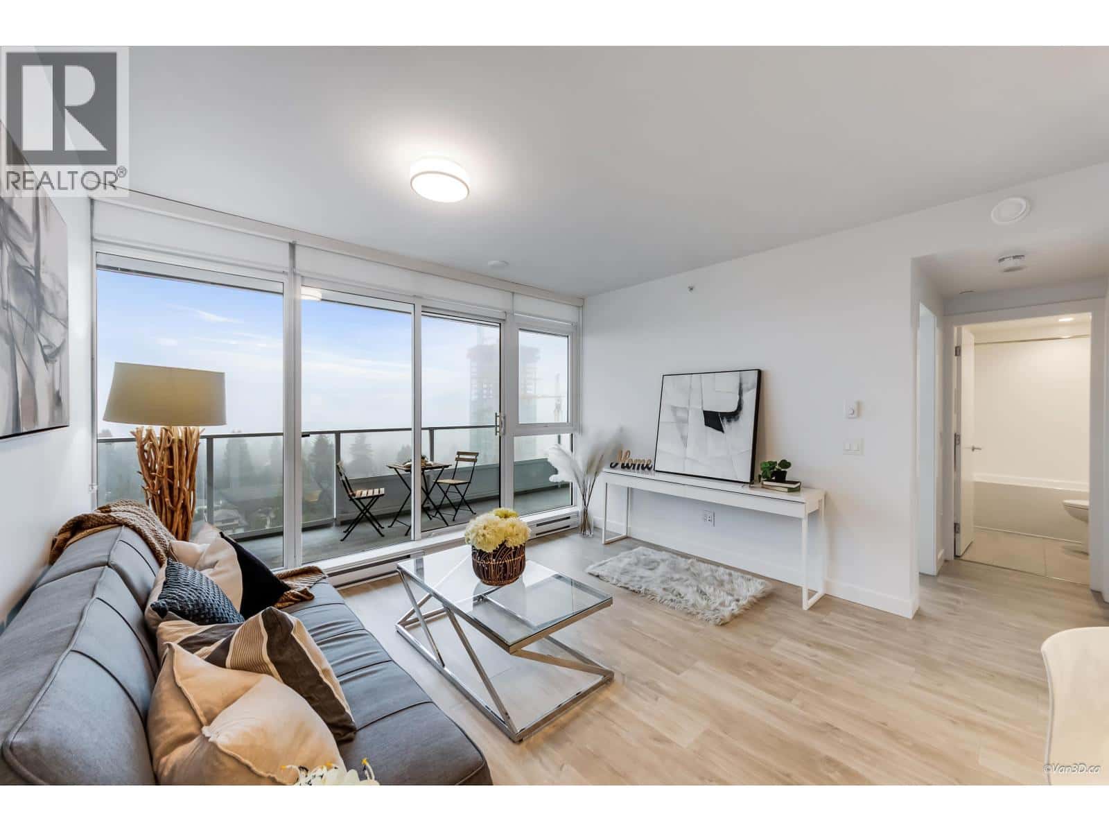 1402 525 FOSTER AVENUE — Coquitlam, British Columbia - Photo 4 of 26