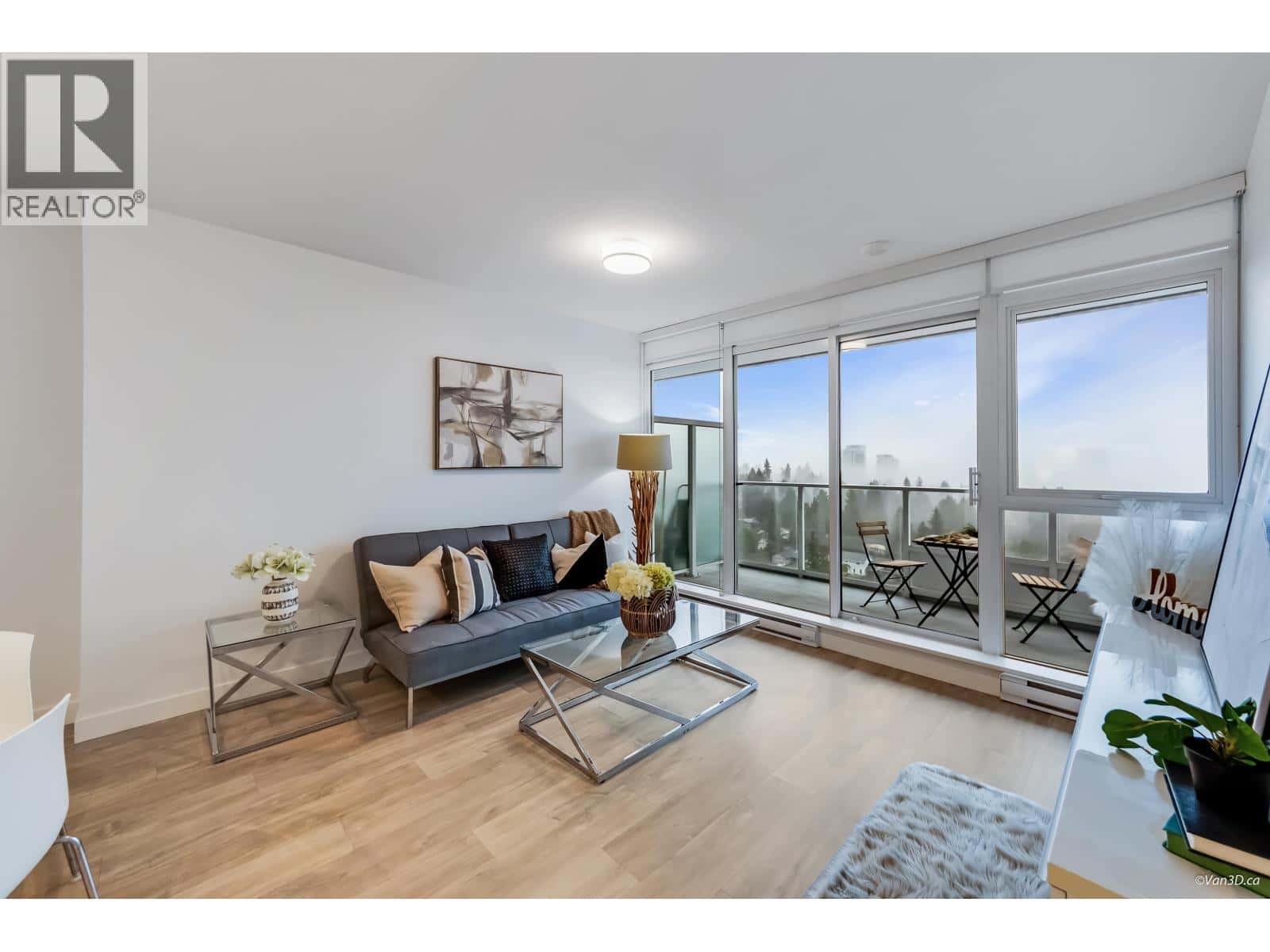 1402 525 FOSTER AVENUE — Coquitlam, British Columbia - Photo 5 of 26