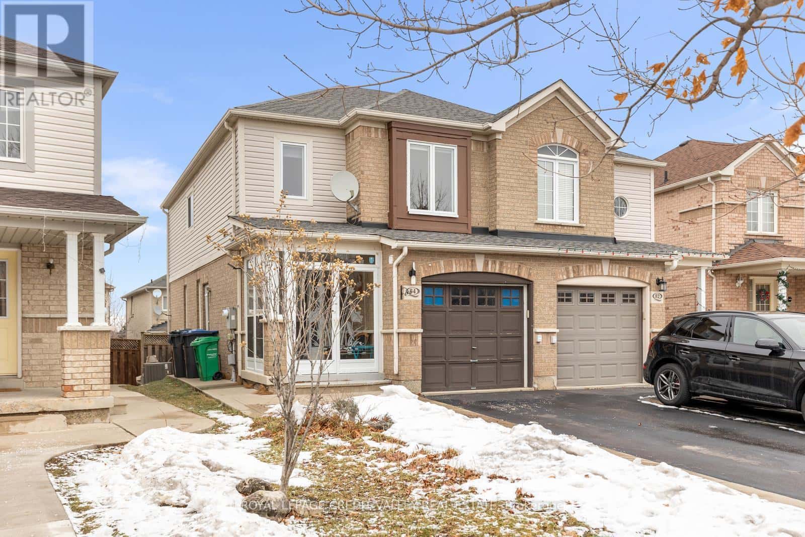 84 WHITEFACE CRESCENT — Brampton (Fletcher's Meadow), Ontario - Photo 2 of 34
