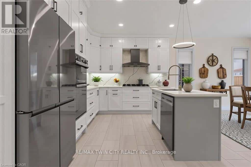 352 CHOKECHERRY CRESCENT — Waterloo, Ontario - Photo 5 of 15