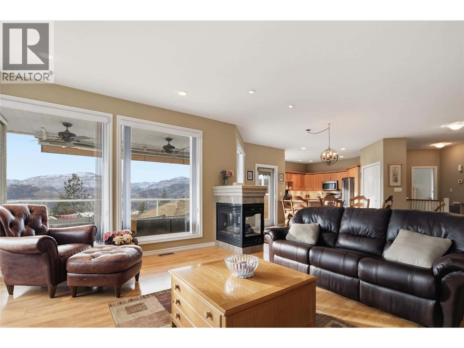 163 Christie Mtn Lane — Okanagan Falls, British Columbia - Photo 4 of 34