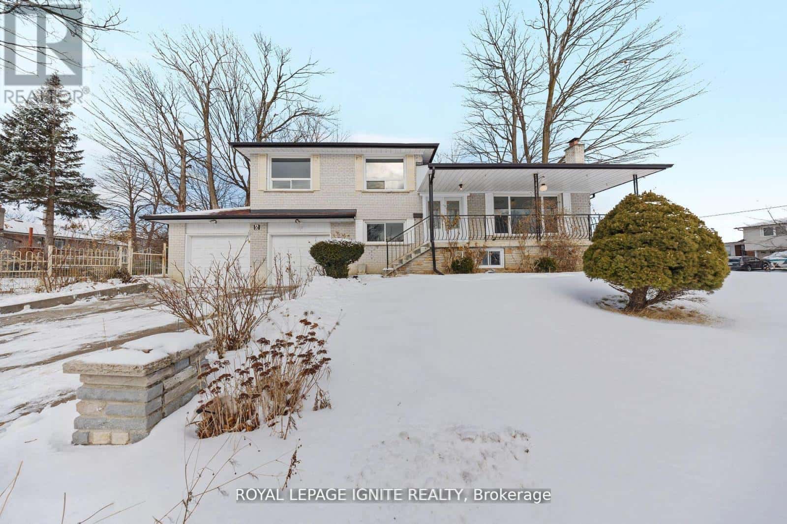 6 BRANTLEY CRESCENT — Toronto (York University Heights), Ontario - Photo 5 of 40