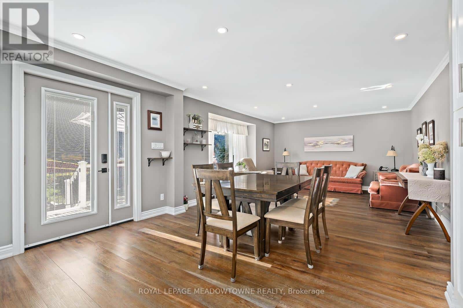 7 TEMPLE ROAD — Halton Hills (Georgetown), Ontario - Photo 5 of 41