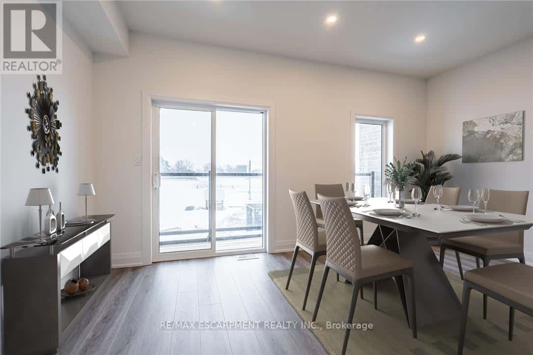 16 CLEAR VALLEY LANE — Hamilton (Mount Hope), Ontario - Photo 3 of 44