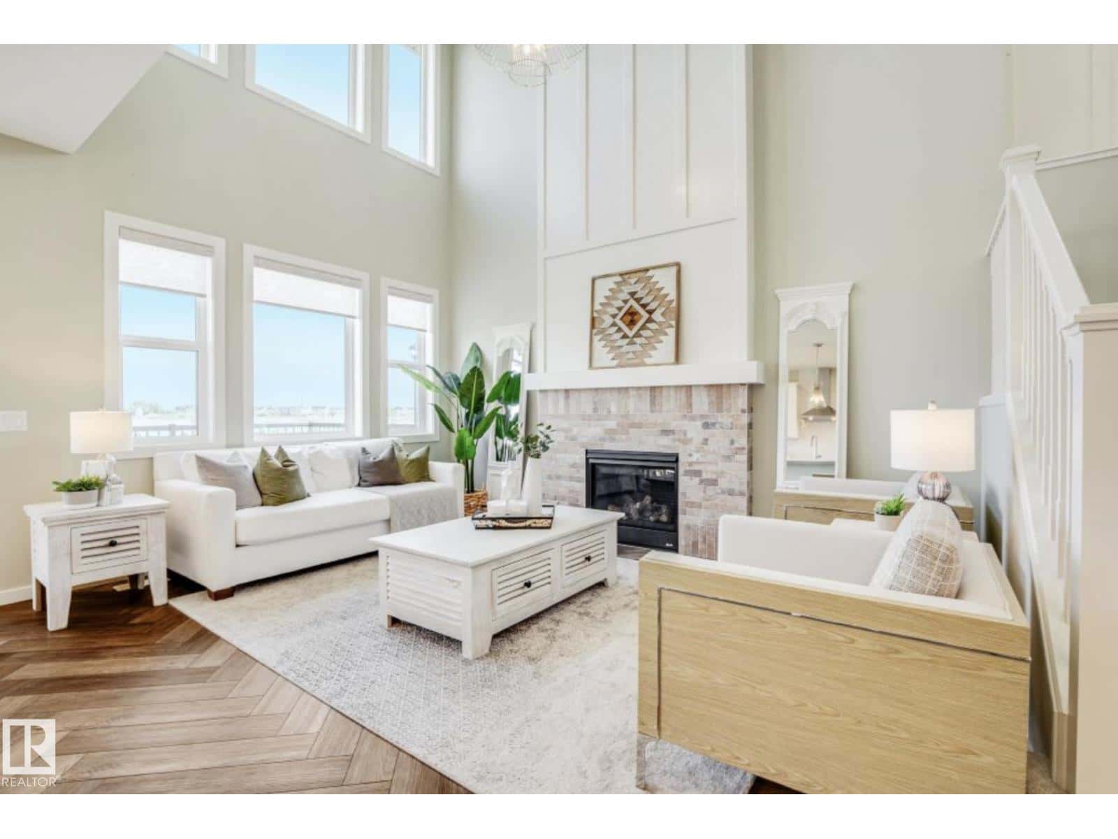 17355 3 ST NW — Edmonton, Alberta - Photo 2 of 15