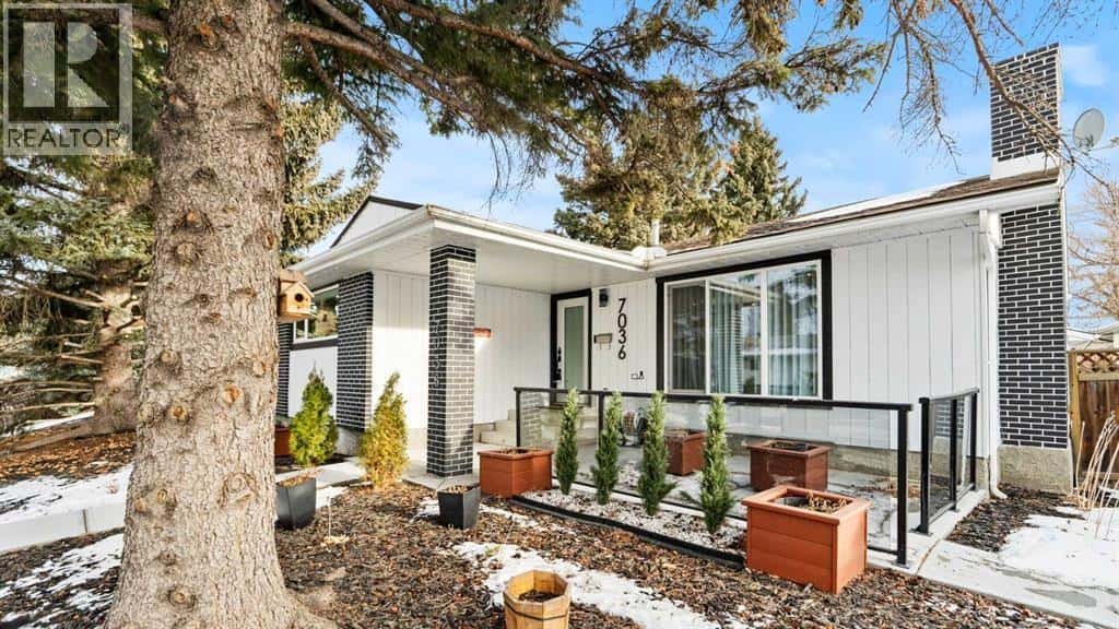 7036 Silverview Road NW — Calgary, Alberta - Photo 2 of 50