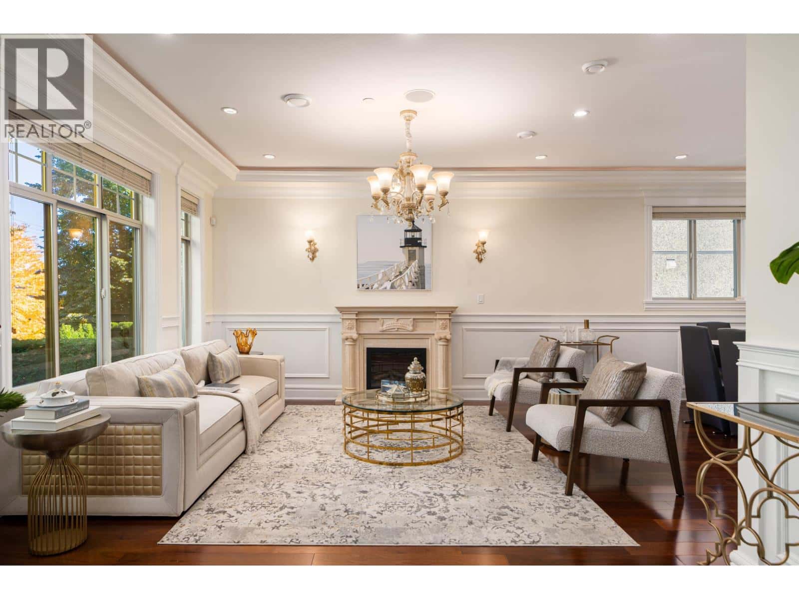 3716 W 17TH AVENUE — Vancouver, British Columbia - Photo 4 of 35