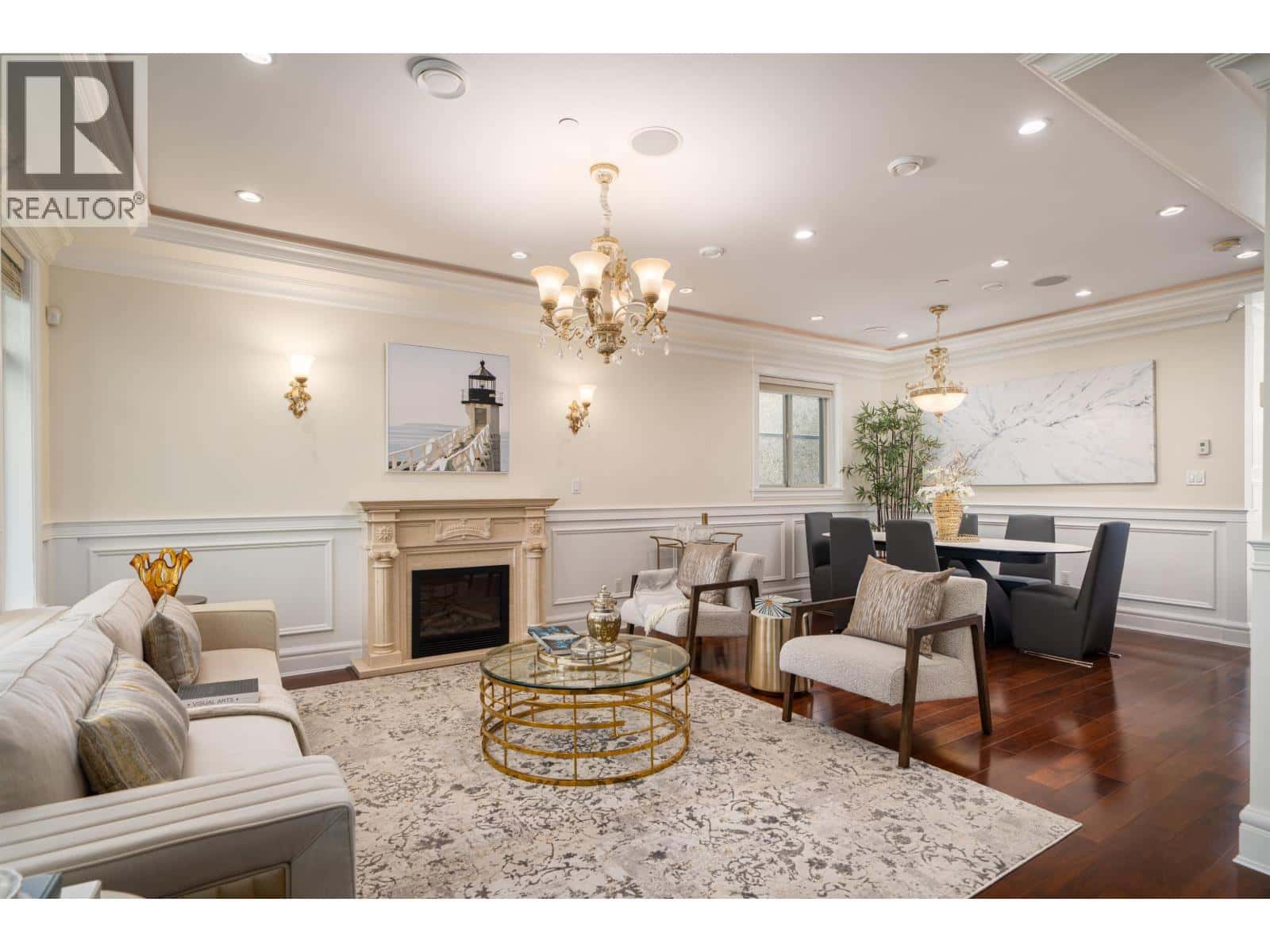 3716 W 17TH AVENUE — Vancouver, British Columbia - Photo 5 of 35