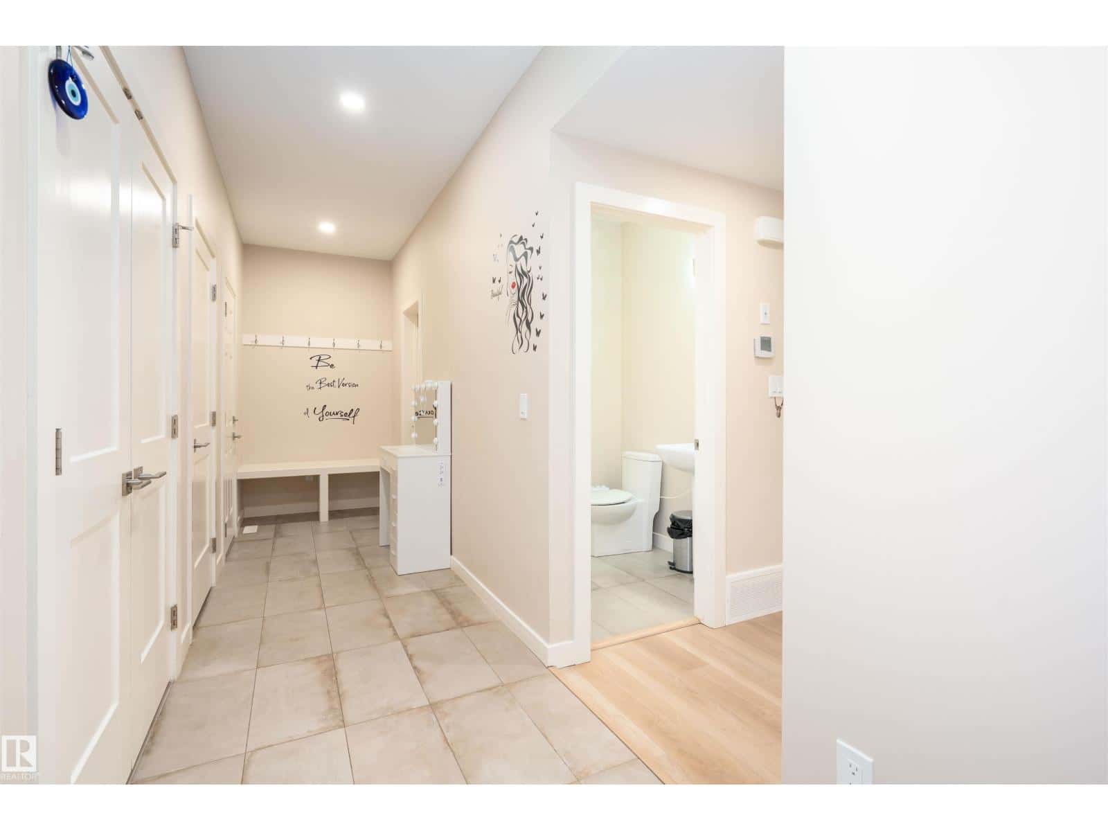 1459 CHERNIAK WY SW — Edmonton, Alberta - Photo 5 of 36