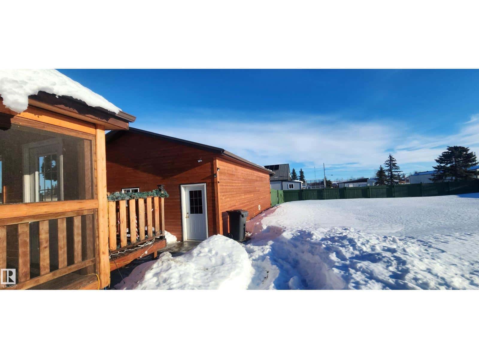 5216 53 AV — Clyde, Alberta - Photo 4 of 27