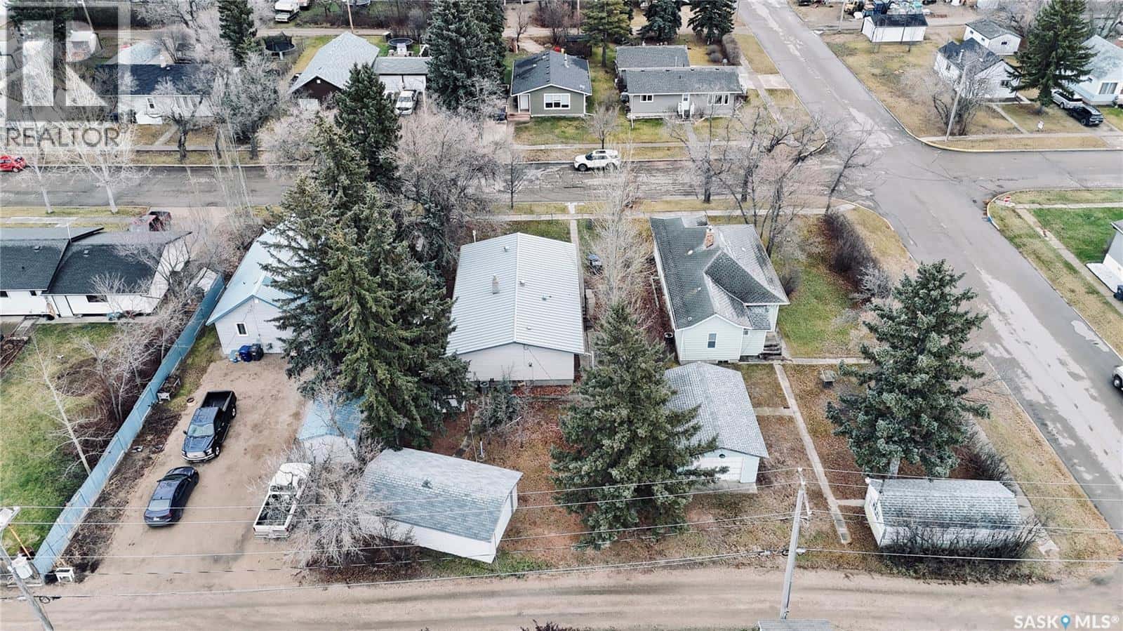 311 Garfield STREET — Davidson, Saskatchewan - Photo 5 of 44