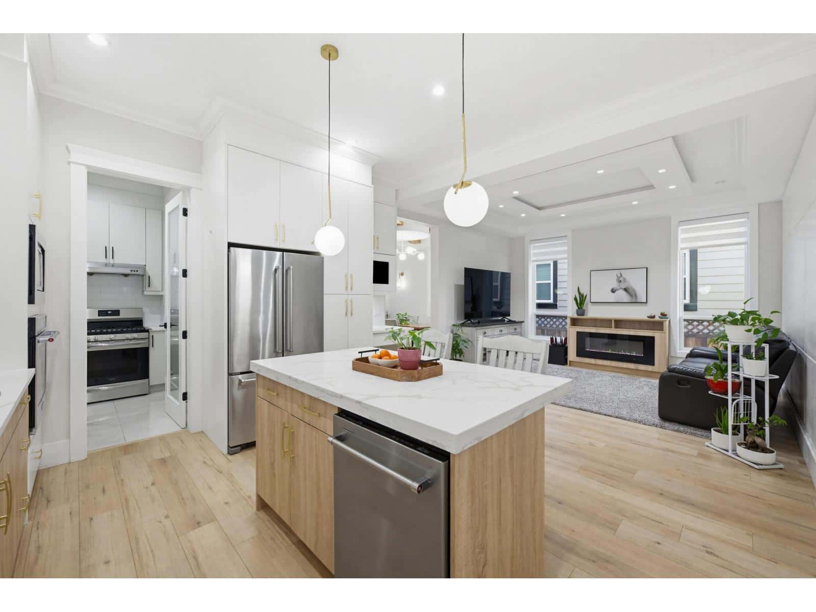 7115 206 STREET — Langley, British Columbia - Photo 4 of 40