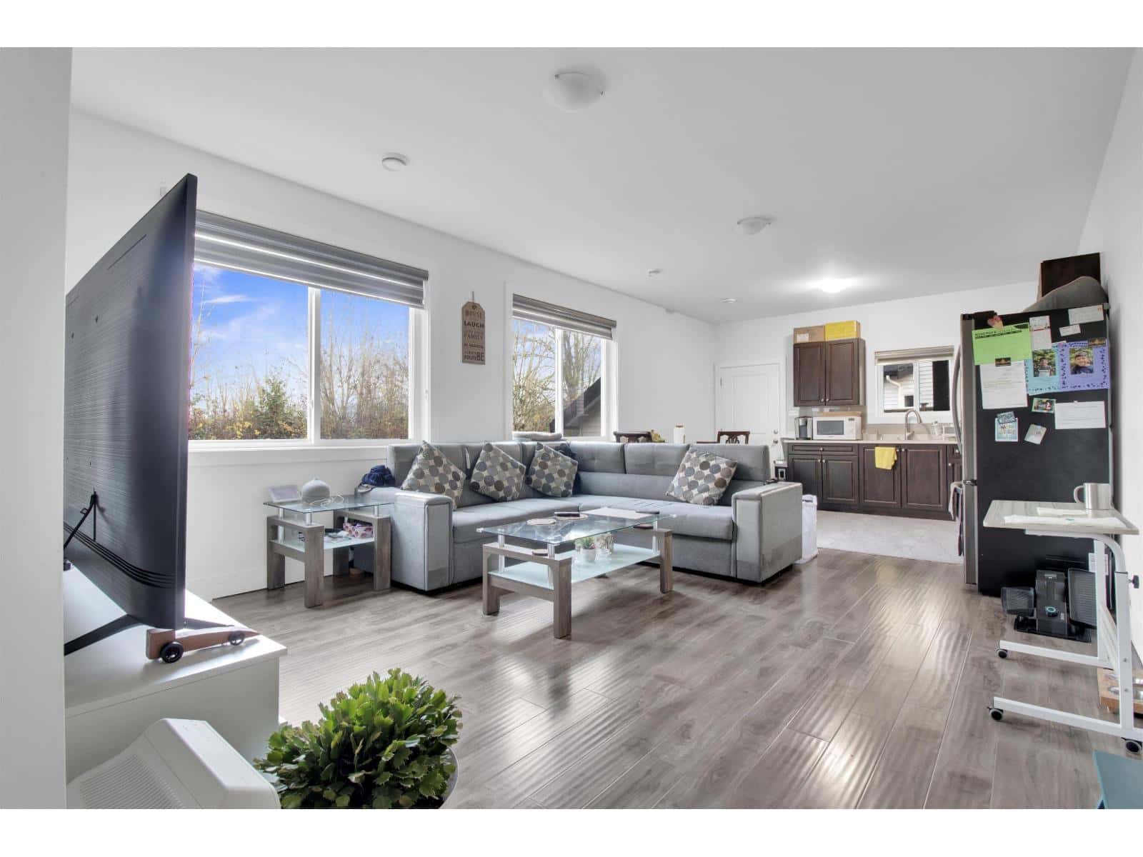 3492 HAZELWOOD PLACE — Abbotsford, British Columbia - Photo 3 of 40