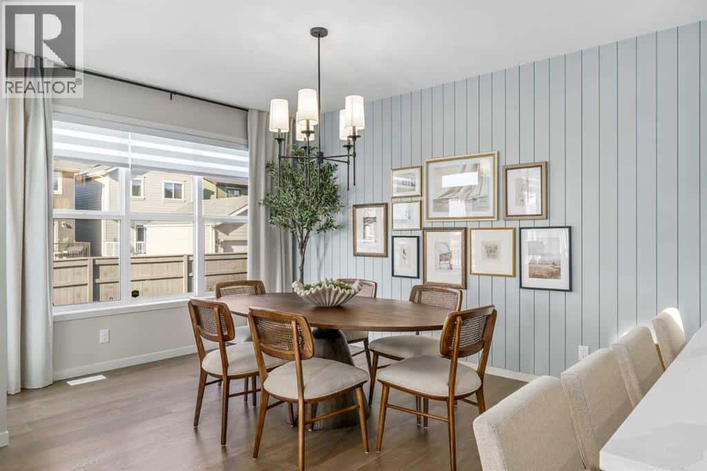 80 Magnolia Green SE — Calgary, Alberta - Photo 5 of 22