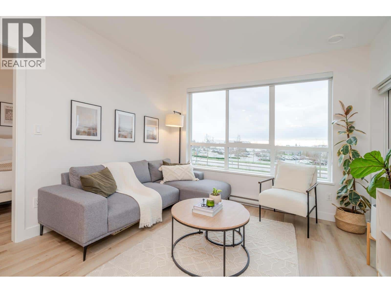 201 1892 STARLING DRIVE — Tsawwassen, British Columbia - Photo 5 of 34