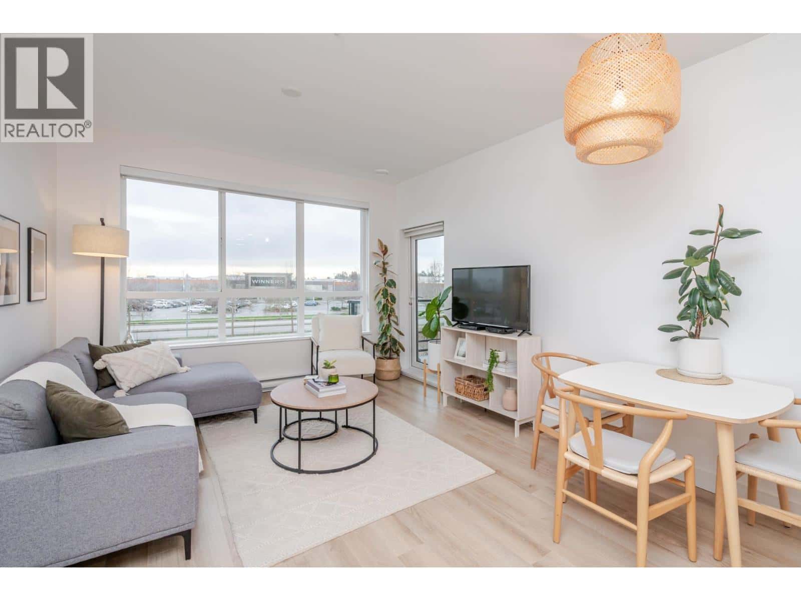 201 1892 STARLING DRIVE — Tsawwassen, British Columbia - Photo 4 of 34