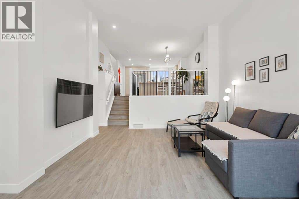 317 Masters Road SE — Calgary, Alberta - Photo 5 of 37