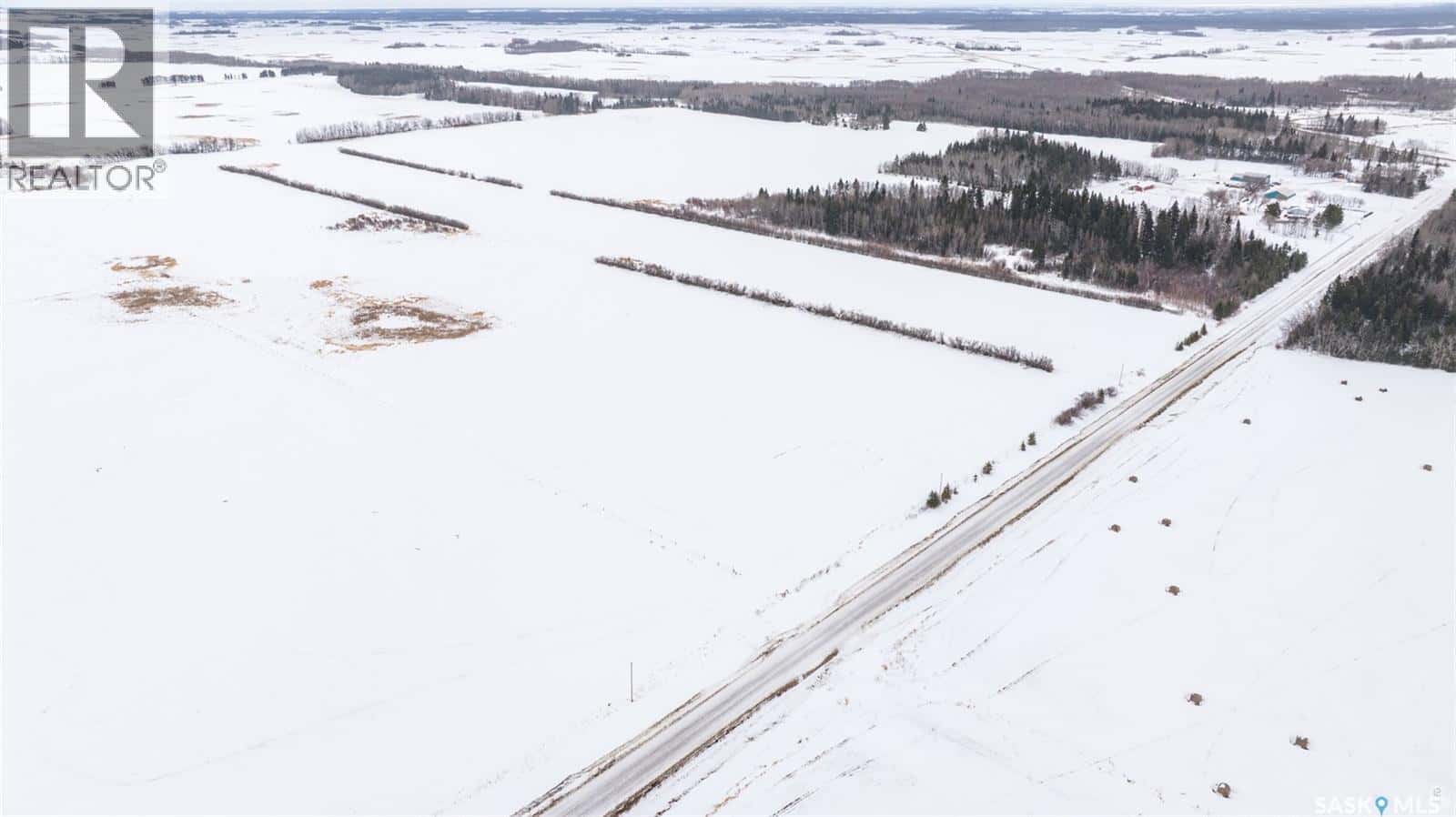 Cheal Lake Road Farm Land — Buckland Rm No. 491, Saskatchewan - Photo 4 of 6