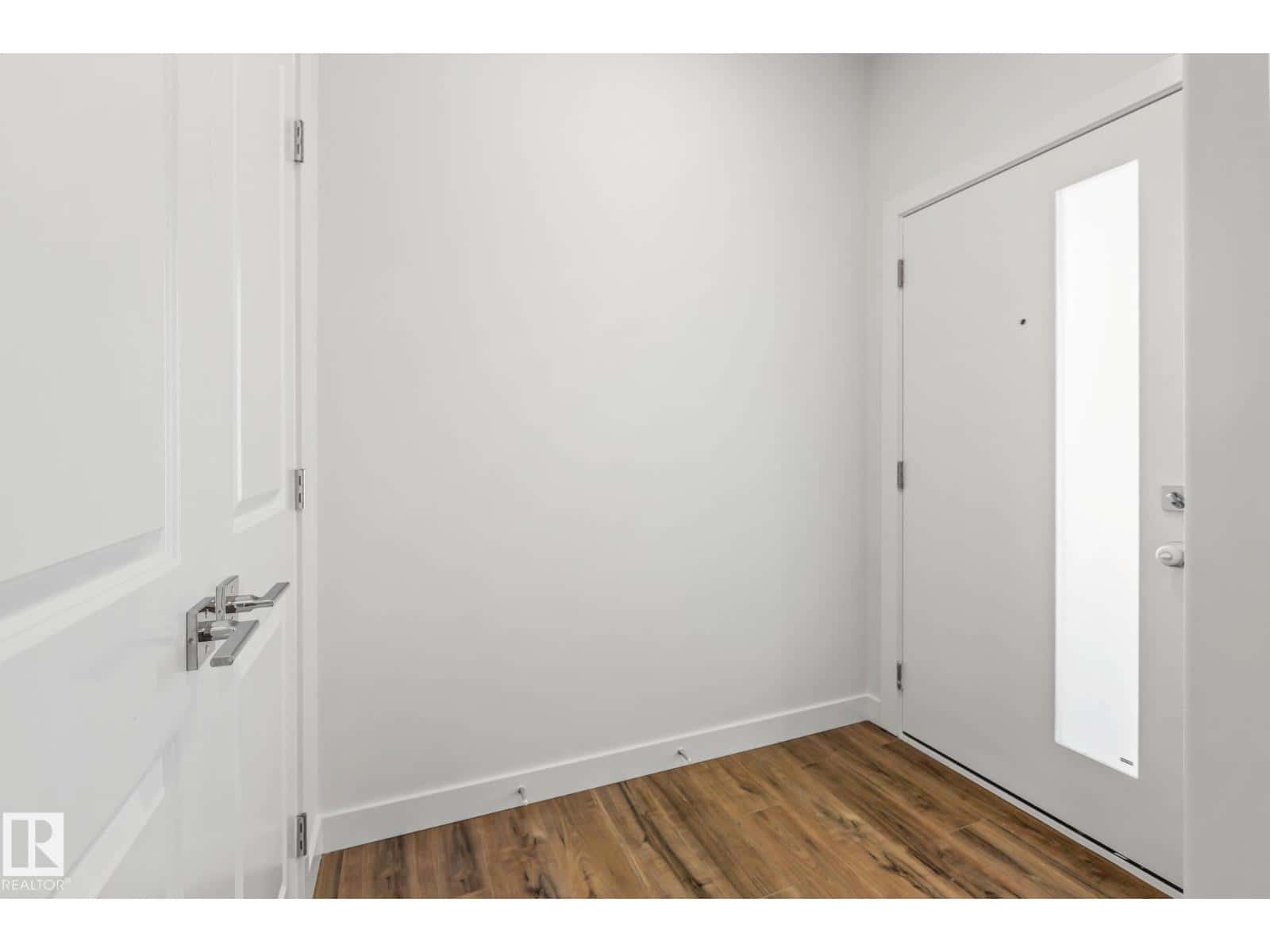 121 FICUS WY — Fort Saskatchewan, Alberta - Photo 2 of 30