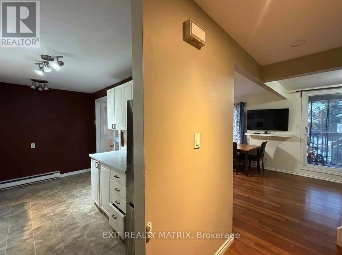 5B - 762 ST. ANDRE DRIVE — Ottawa, Ontario - Photo 3 of 13