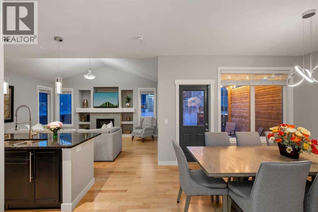 2322 Bayside Circle SW — Airdrie, Alberta - Photo 3 of 50