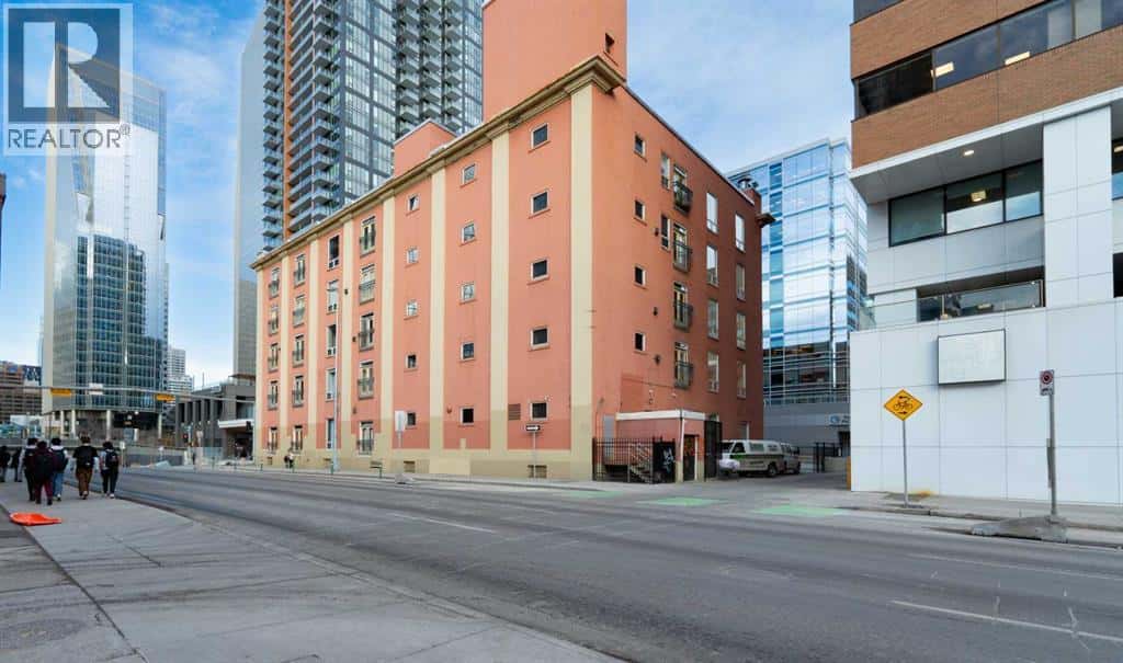 305, 535 10 Avenue SW — Calgary, Alberta - Photo 2 of 42